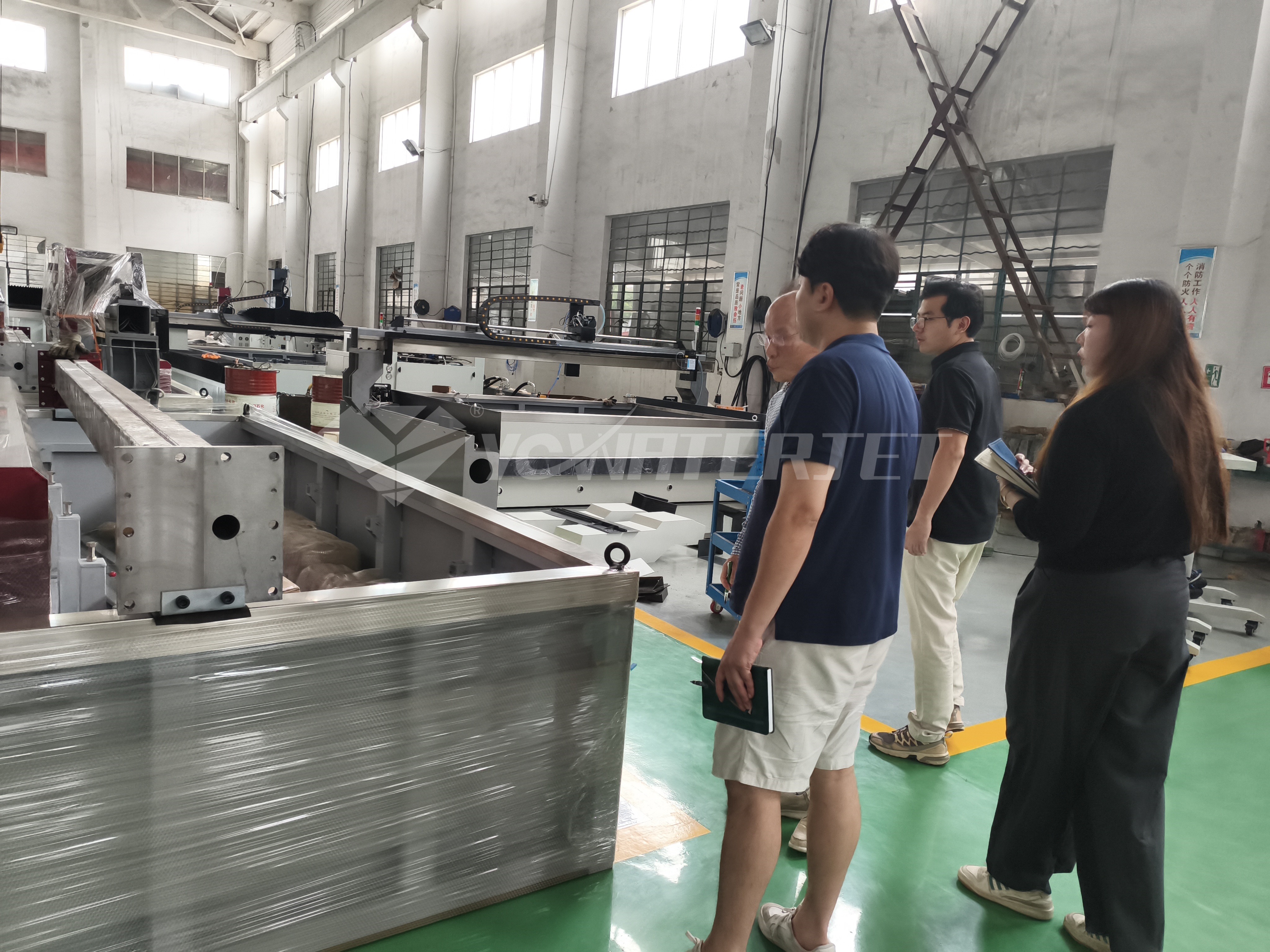 waterjet cutting table frame cadre de table de coupe à jet d'eau