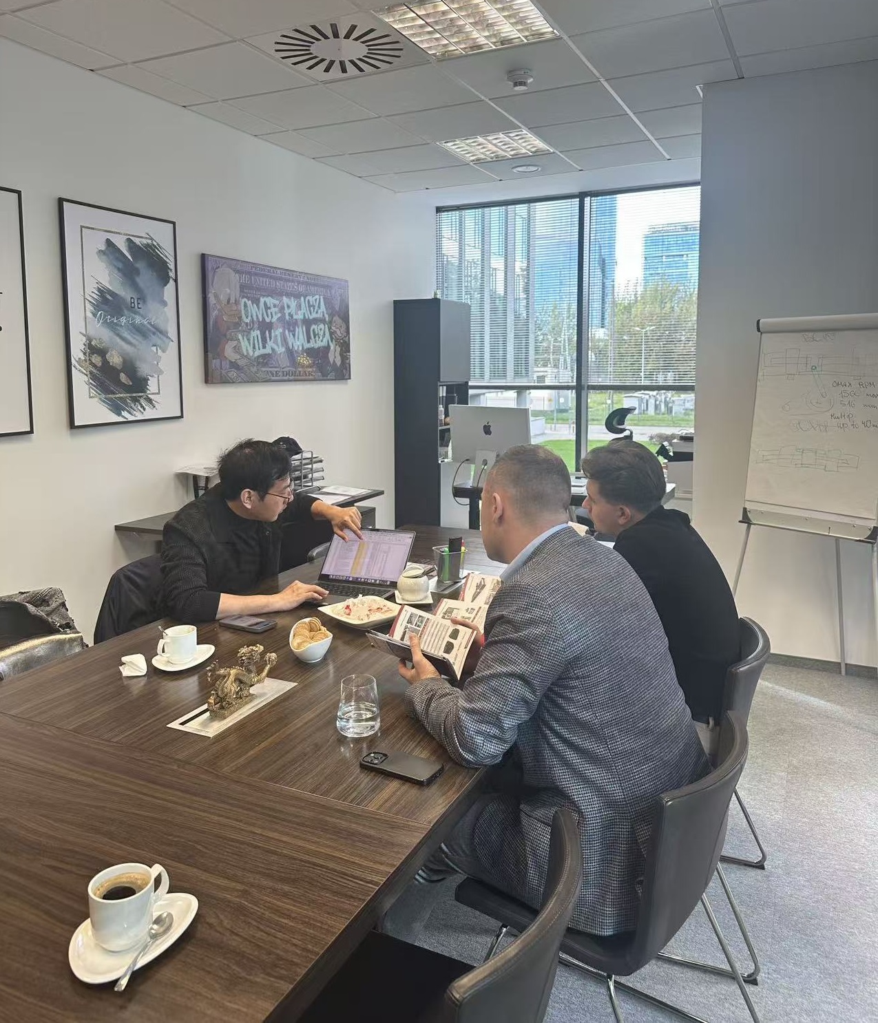 Make a visit to a Polish client Faites une visite à un client polonais