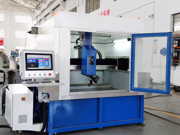 Axe &agrave; 5 axes complet (4)