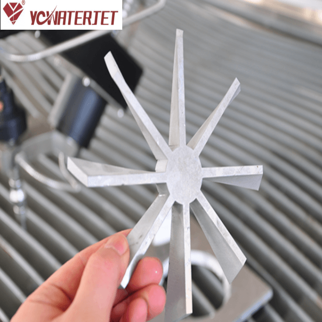 &Eacute;chantillon de coupe 3d 5 axes