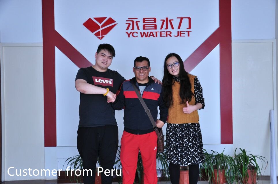 Machine &agrave; jet d'eau.jpg