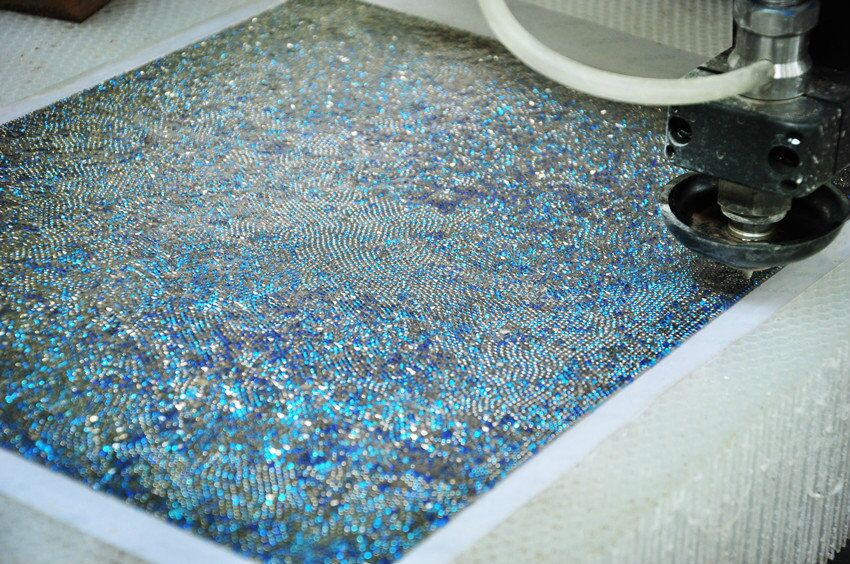 Machine de coupe &agrave; jet d'eau haute pr&eacute;cision pour verre