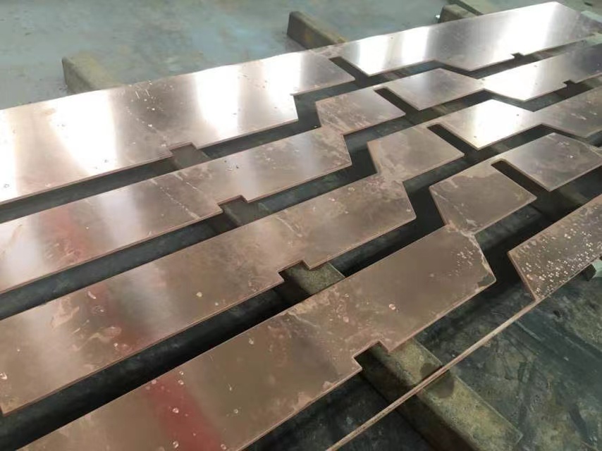 Couper cuivre dévoilé: un guide des applications CNC à jet CNC sans faille